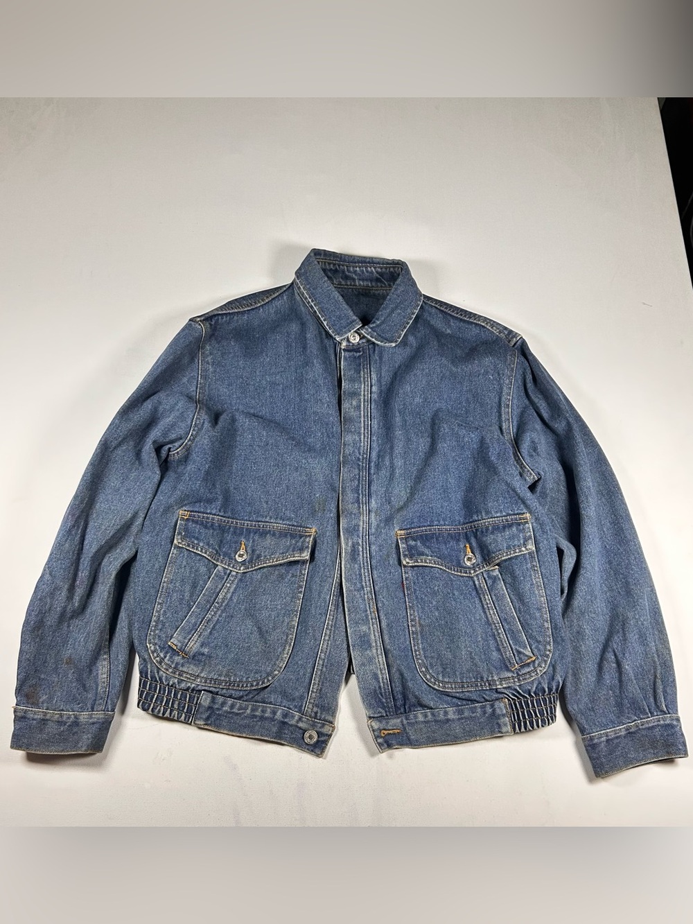 VTG 90s Levi’s Denim A-2 Denim Bomber Jacket RARE Chore Mens L Missing 1 Button